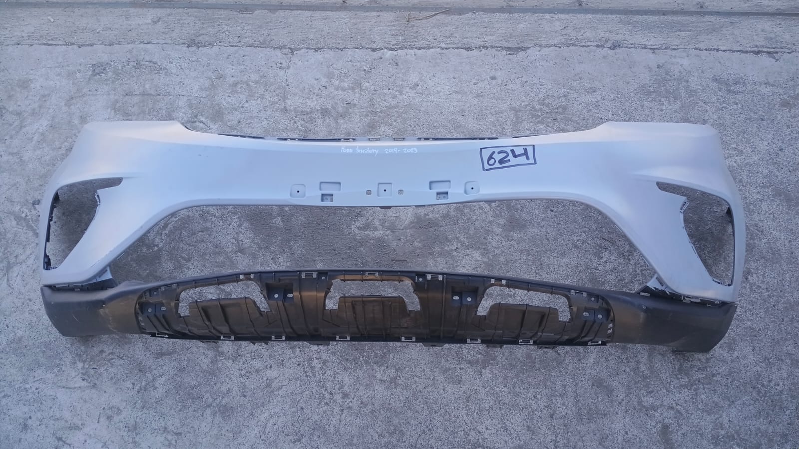 Parachoques ford territory 2020-2023 - Imagen 1